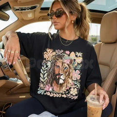 "Lion of Judah" Christian T-Shirt â Jesus Faith Religious Floral Graphic Tee
