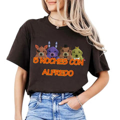 "5 Noches Con Alfredo" T-Shirt - Retro Horror Gaming Tee, Five Nights At Freddy's Inspired Apparel