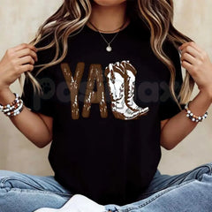 "Cowboy Boot Print" Western Graphic T-Shirt â Retro Country Music Rodeo Novelty Lifestyle Tee