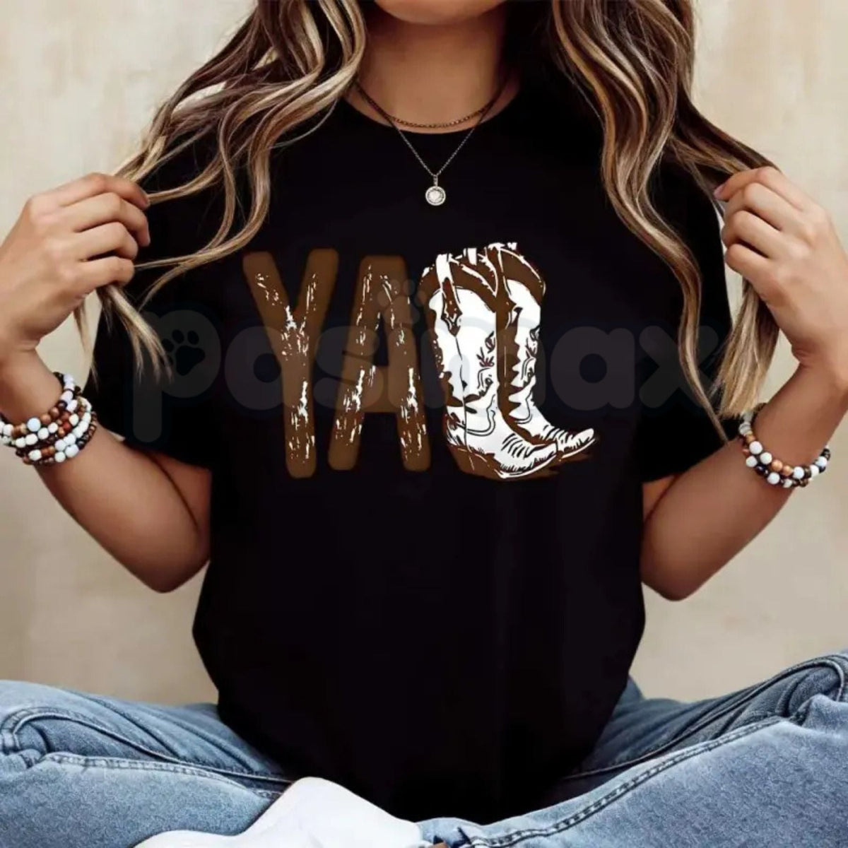 "Cowboy Boot Print" Western Graphic T-Shirt â Retro Country Music Rodeo Novelty Lifestyle Tee
